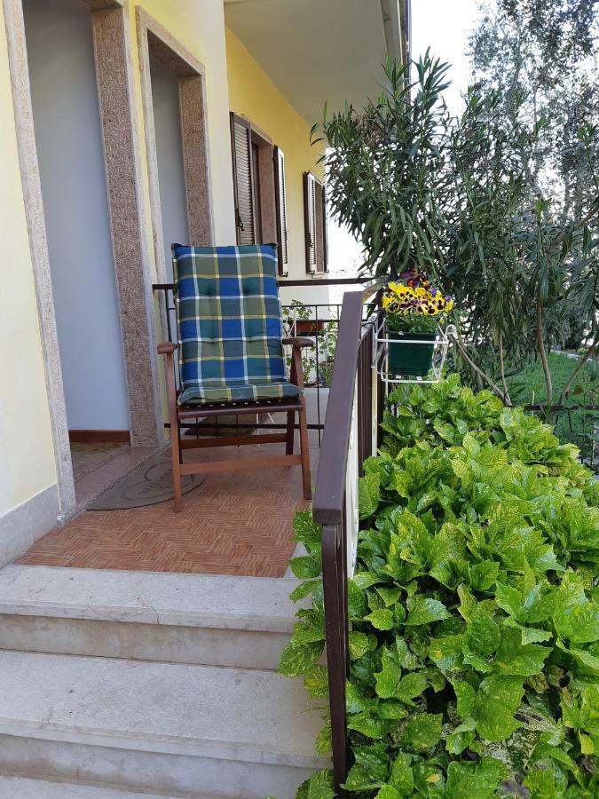Casa Vacanze Ester Бренцоне-суль-Гарда Экстерьер фото